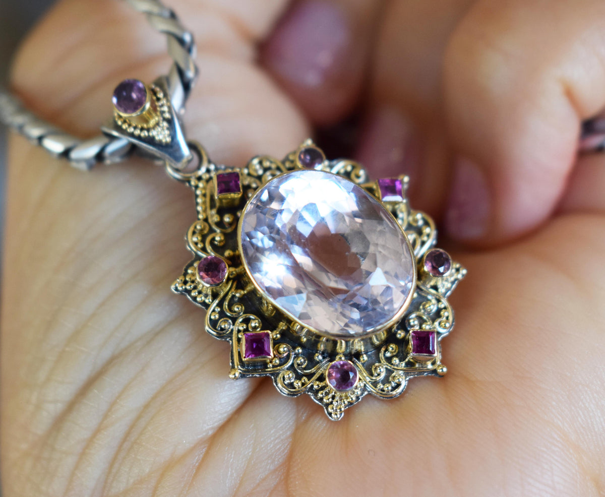 Colgante Isis Kunzita