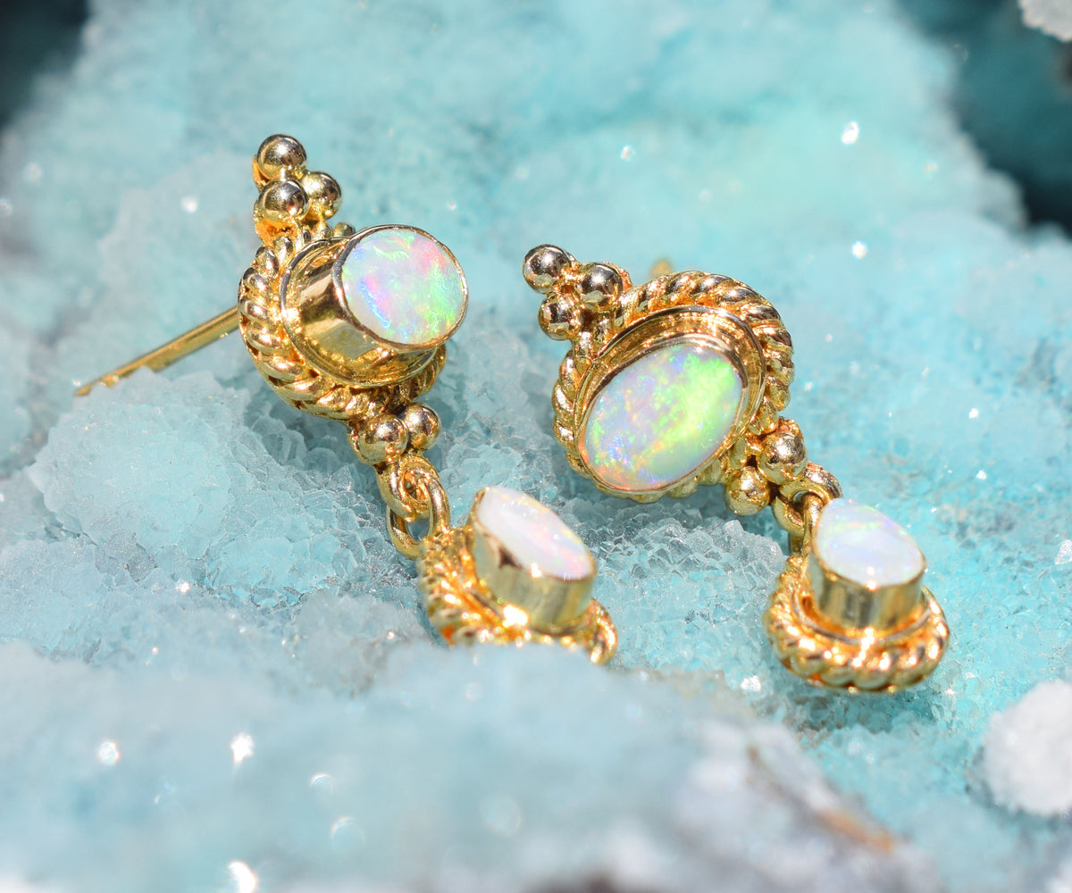 Aros Oval Drop Opalos