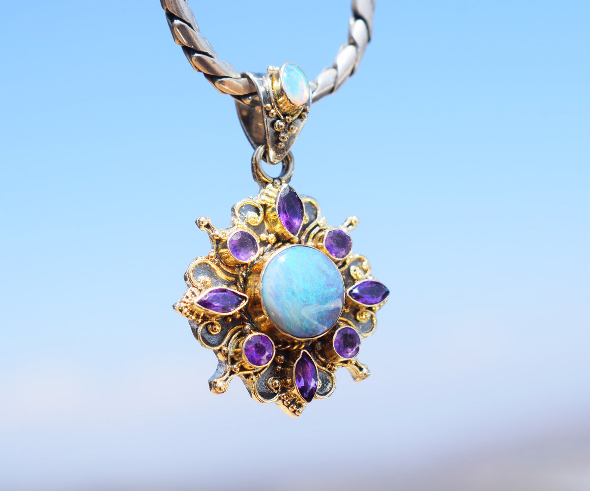 Colgante Lakshmi Flower Opalo