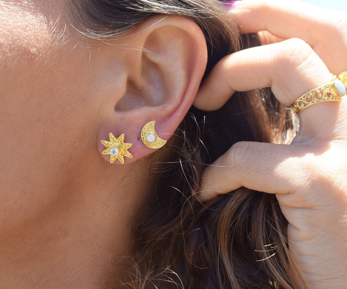 Aros Moon Star Gold Piedra Luna