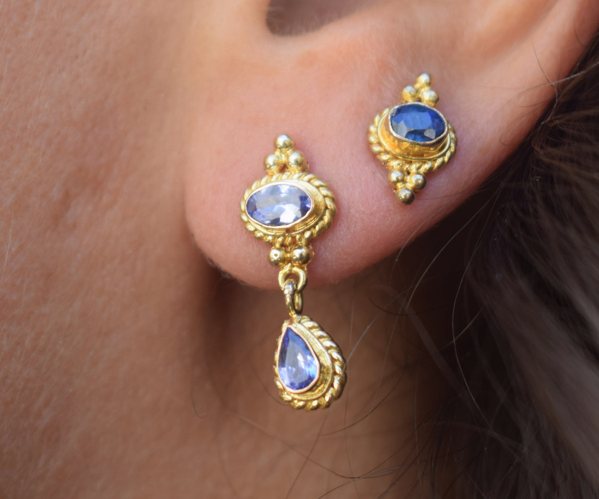 Aros Oval Drop Tanzanitas