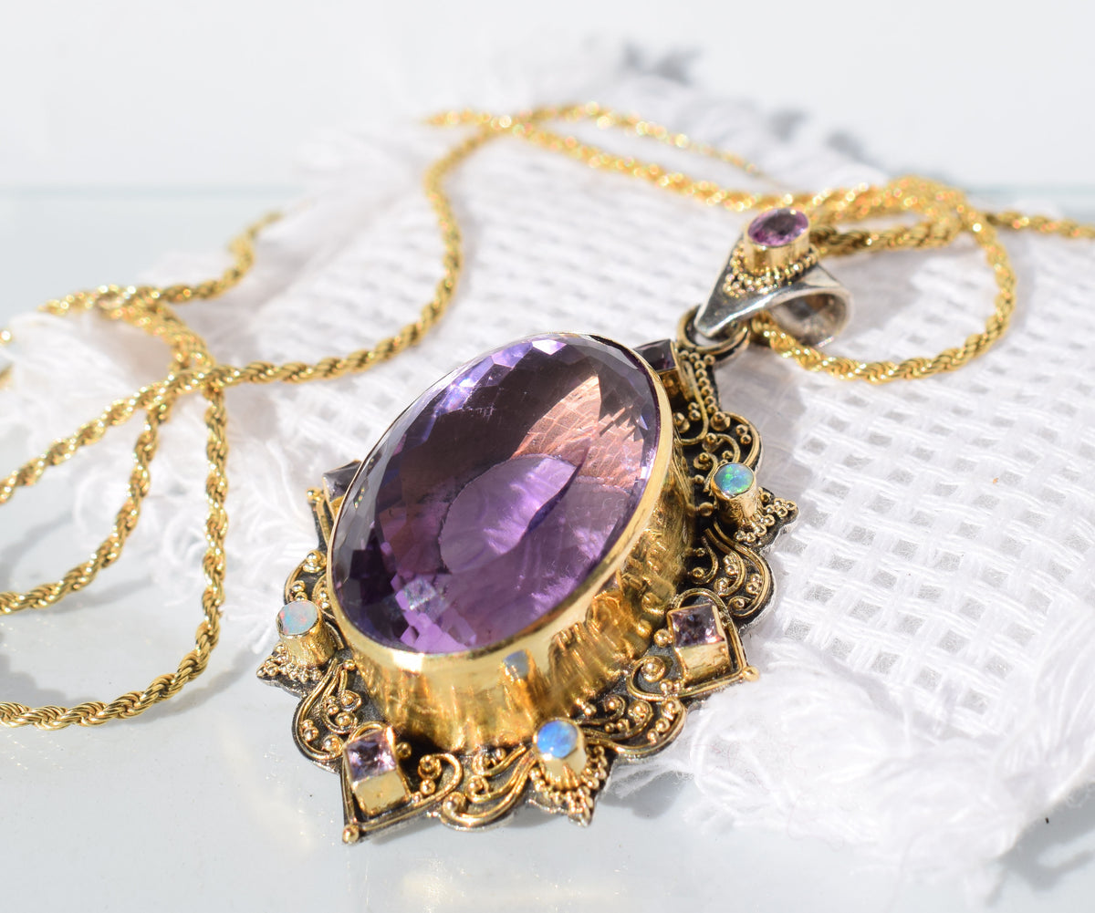 Colgante Isis Amatista