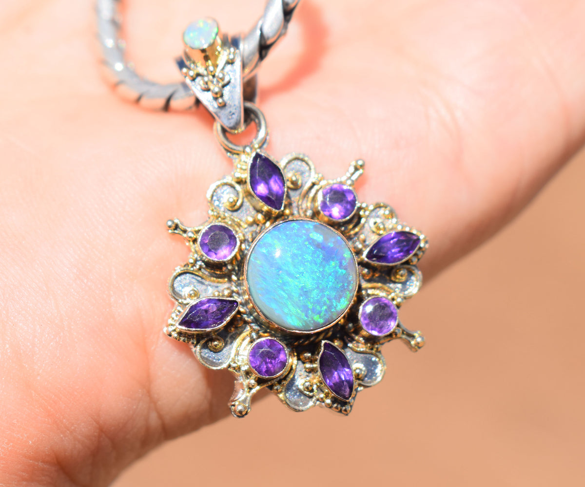 Colgante Lakshmi Flower Opalo