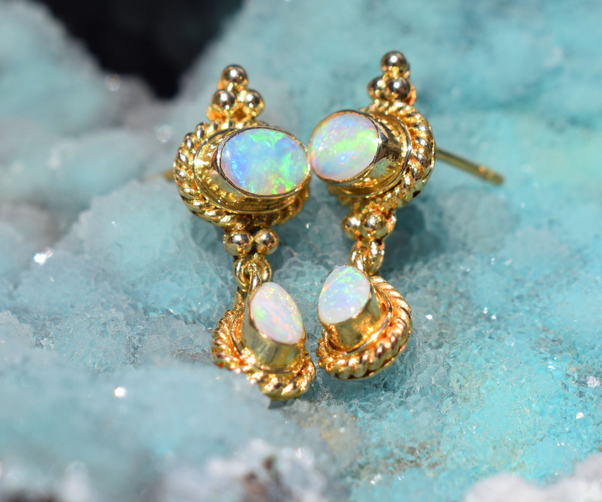 Aros Oval Drop Opalos