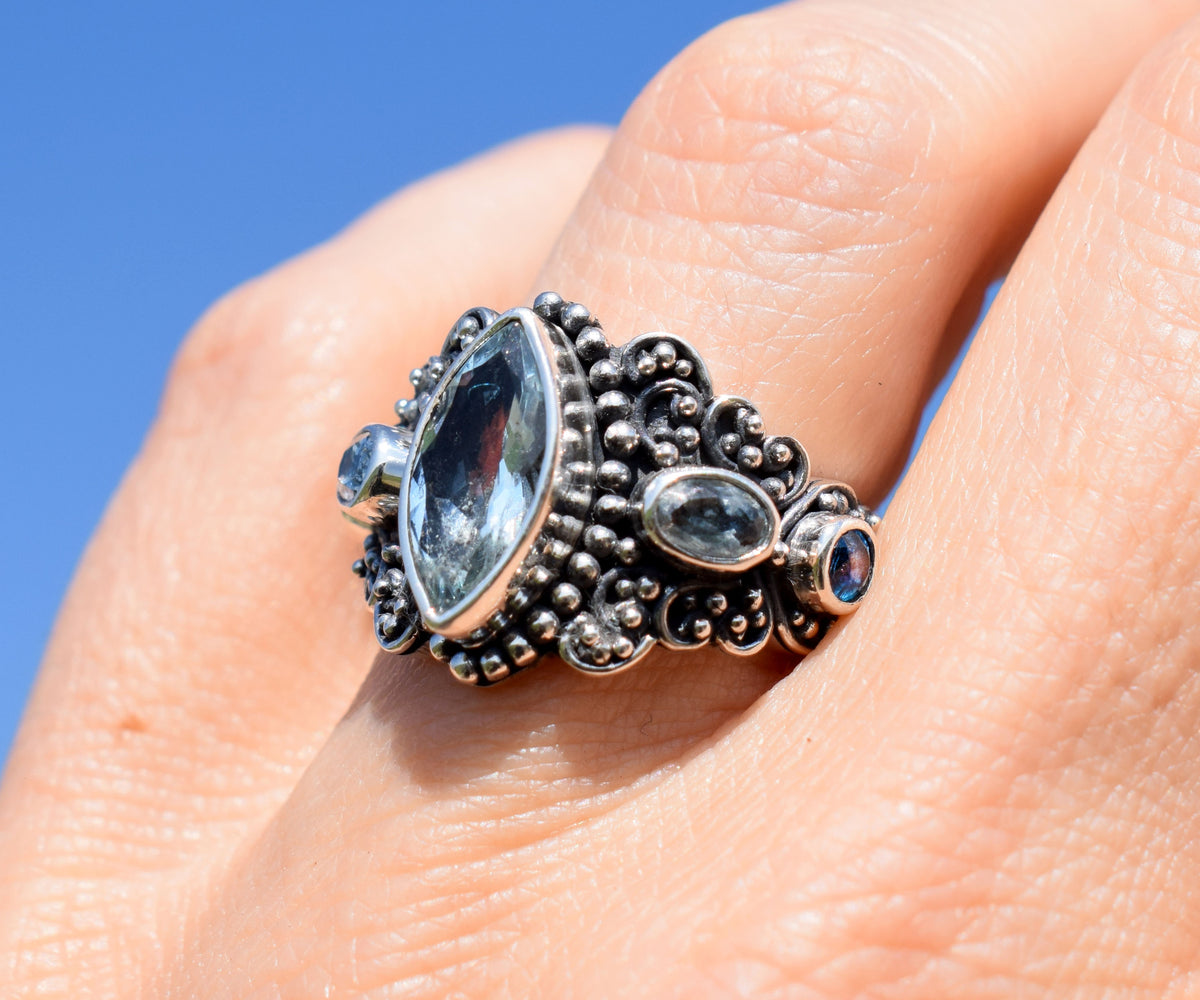 Anillo Ajna Aguamarina