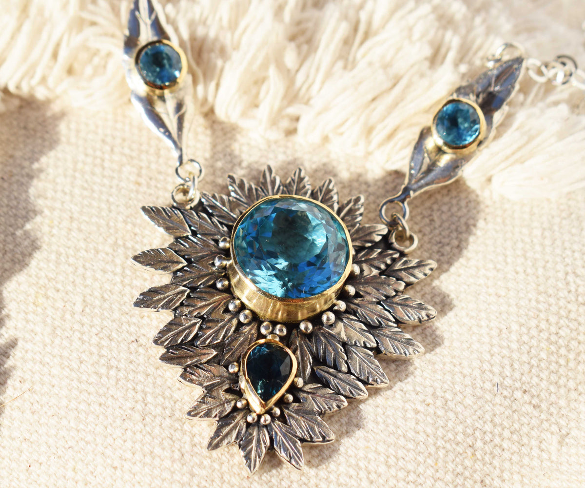 Collar Pocahontas Queen Topacio