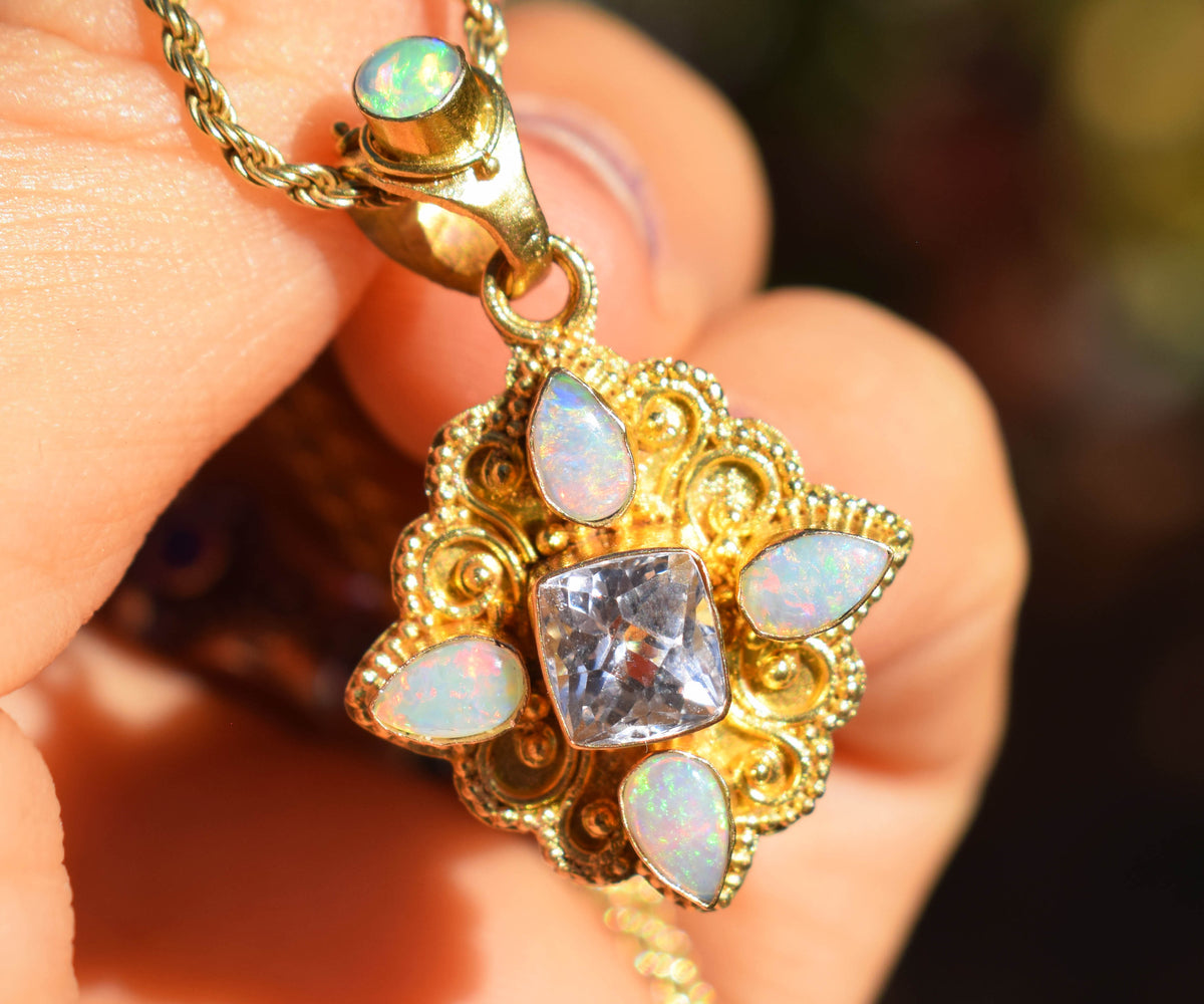 Colgante Goa Kunzita Opalos