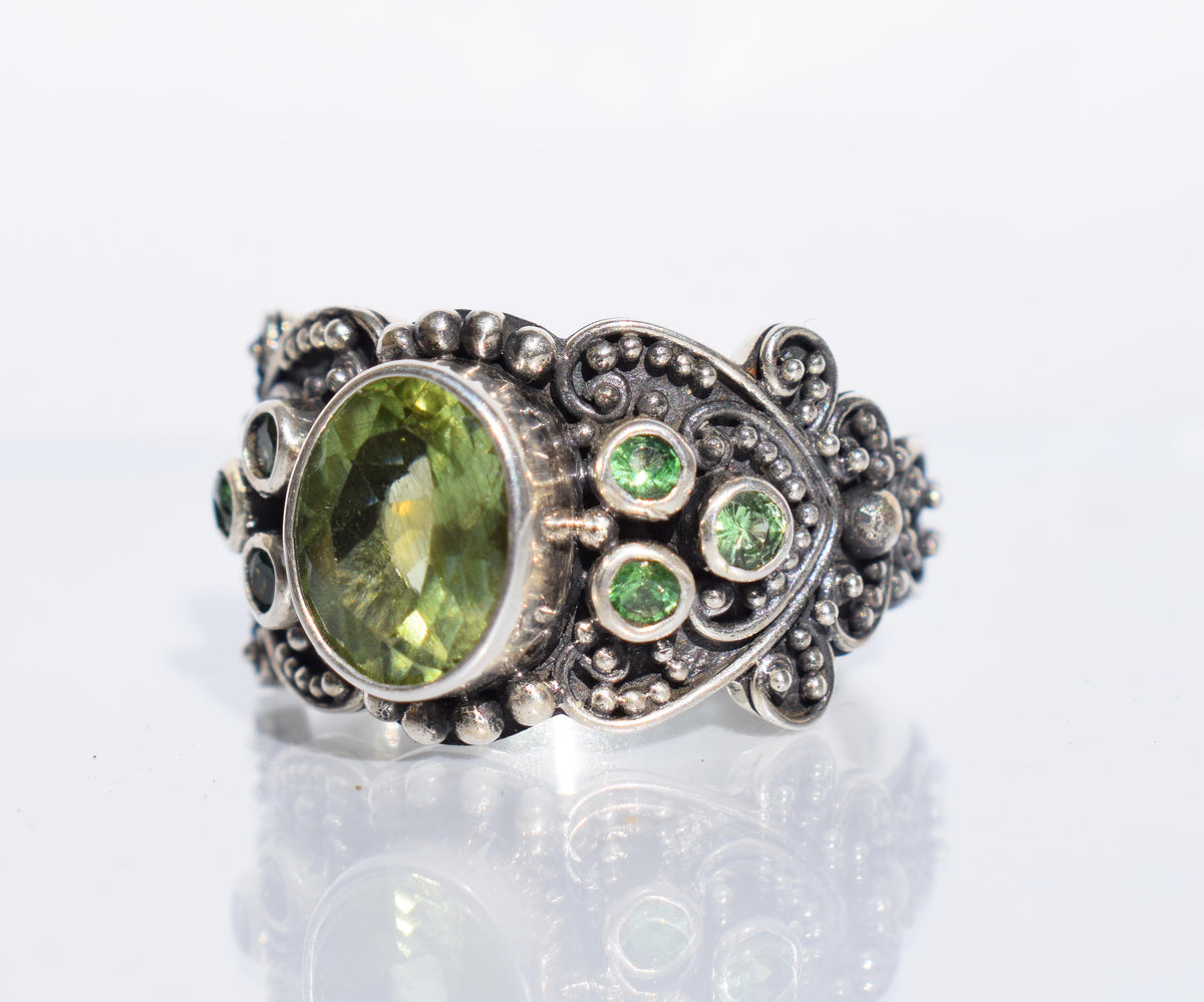 Anillo Kaya Turmalina