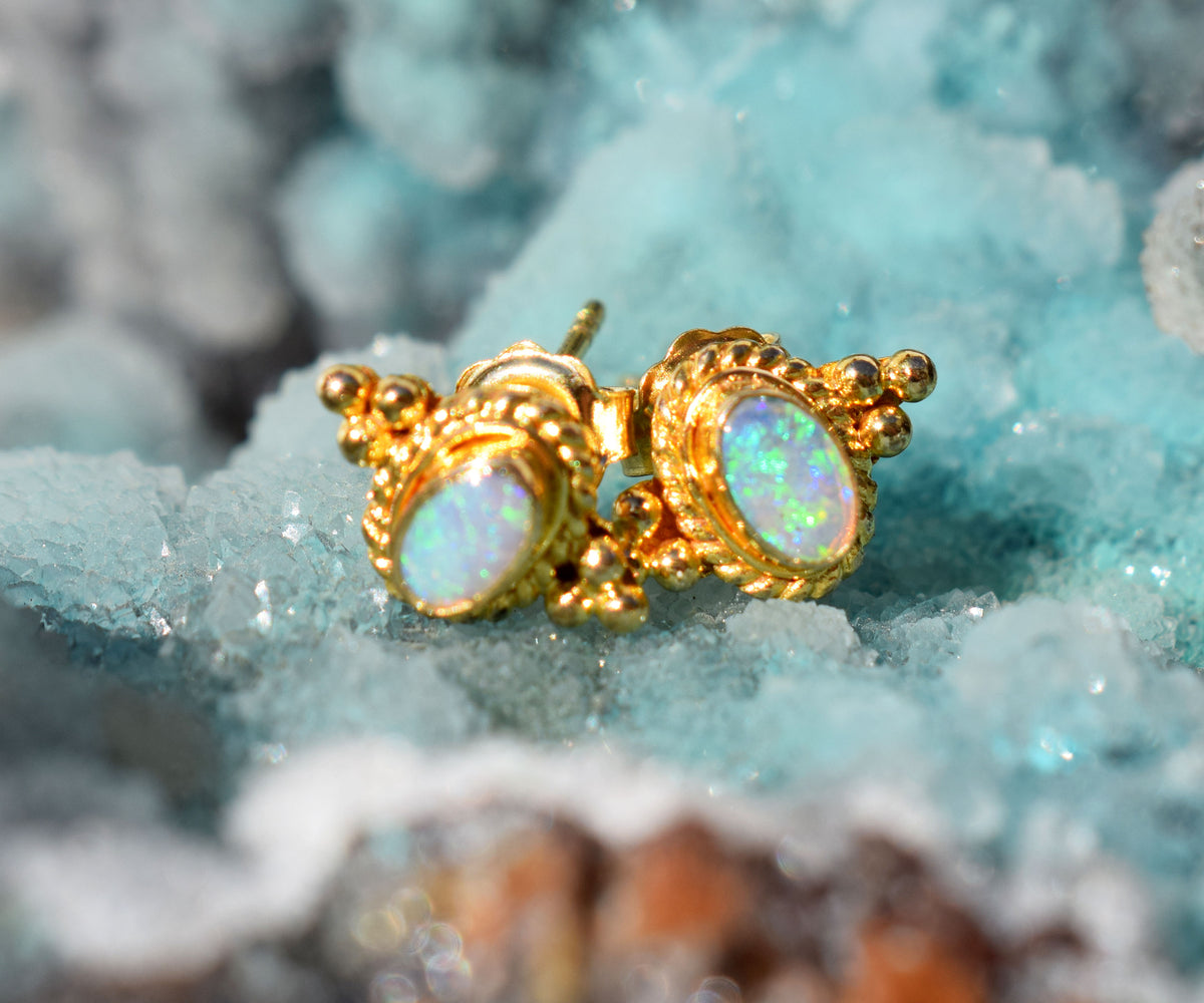 Aros Basic Studs Opalos