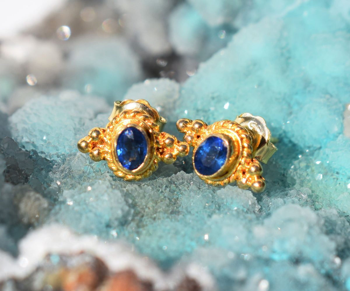 Aros Basic Studs Zafiros