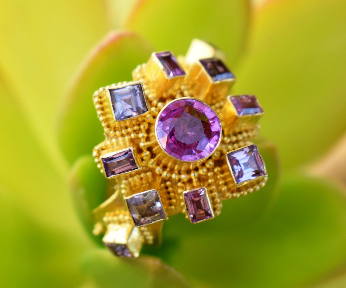 Anillo Surya Namaskar Zafiro Rosado