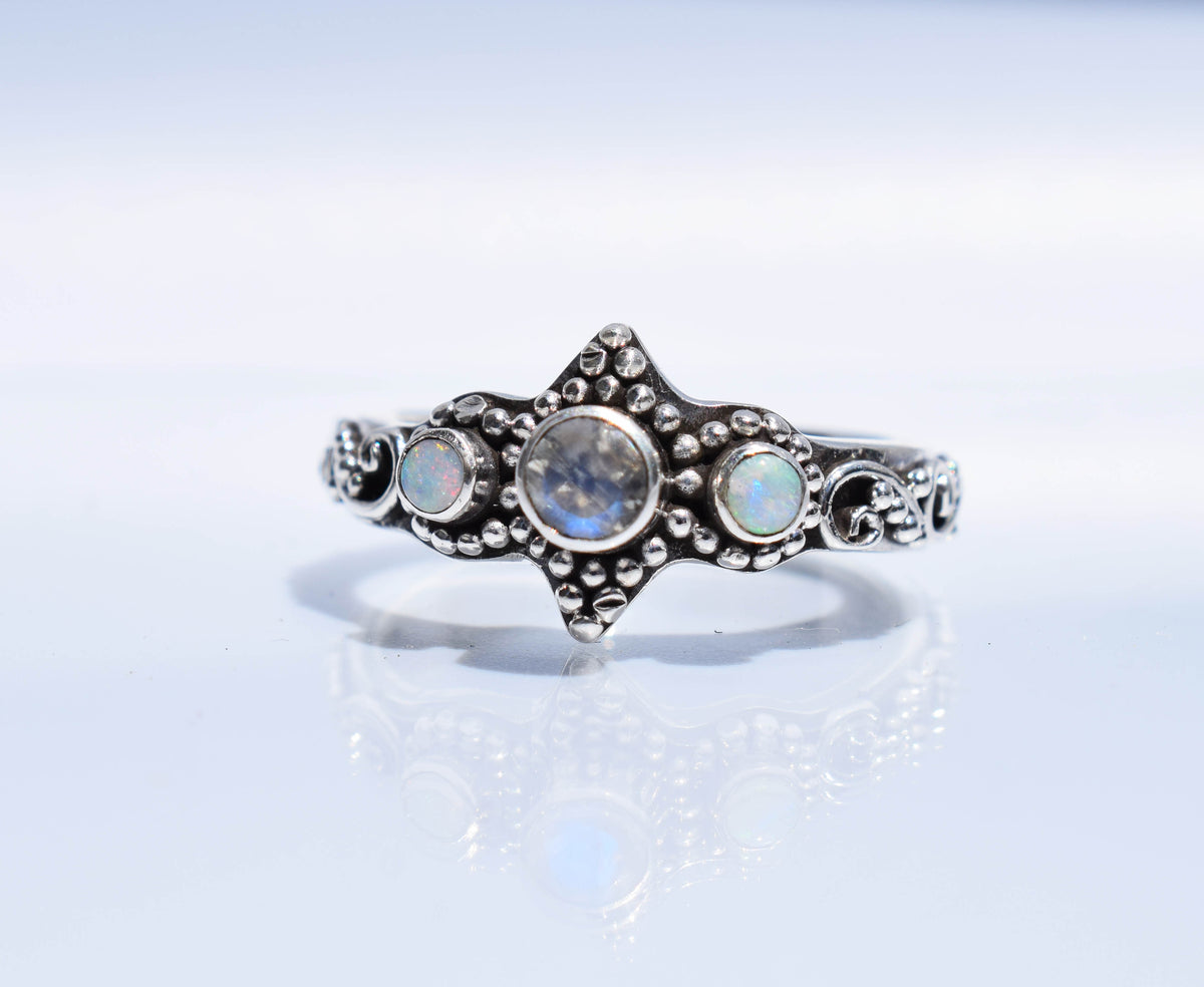 Anillo Roma Piedra Luna