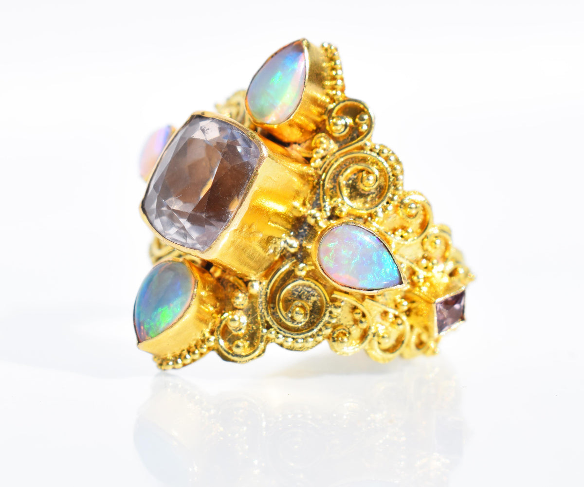 Anillo gold Goa Kunzita