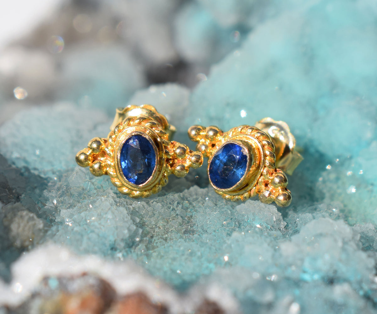 Aros Basic Studs Zafiros