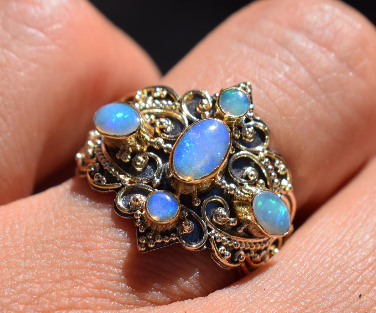 Anillo Kerala Opalos