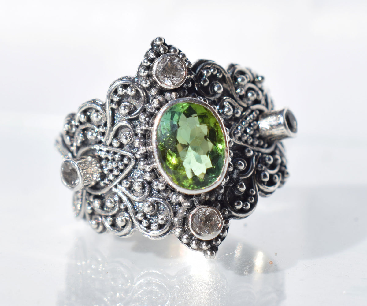 Anillo Lotus Turmalina verde