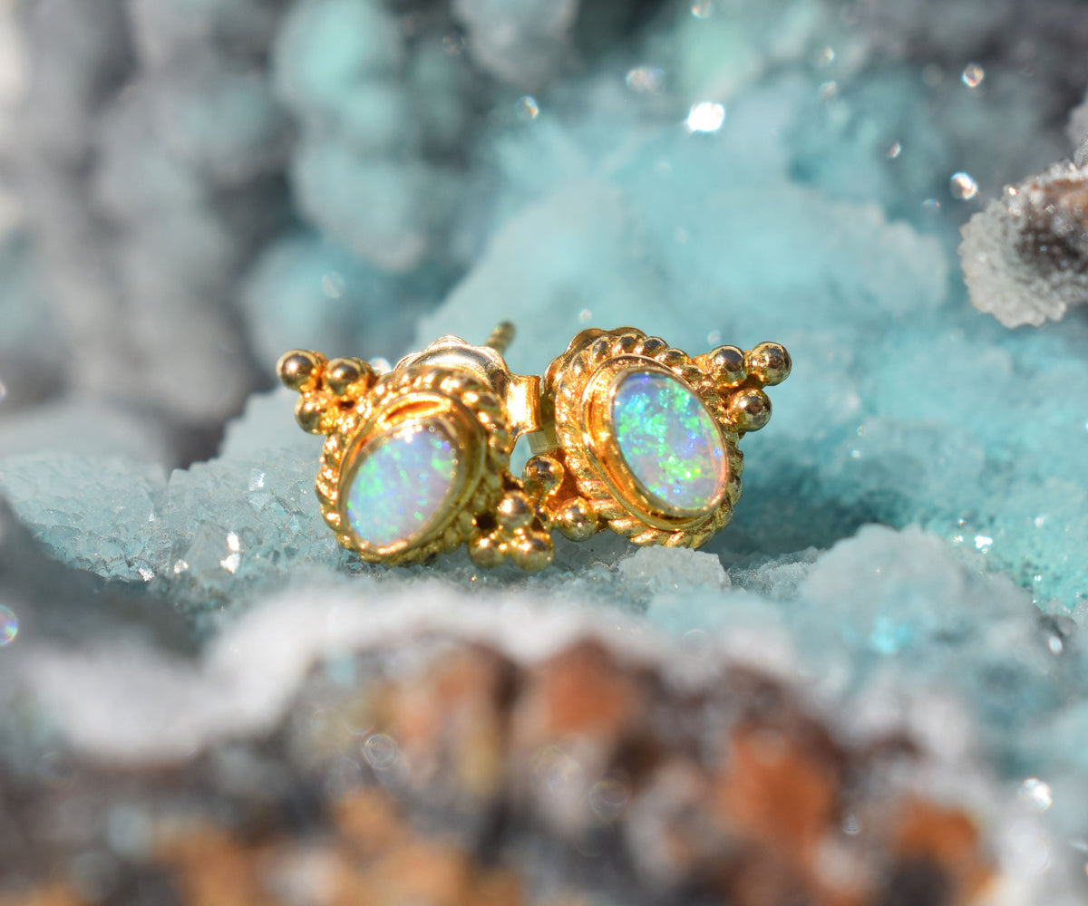 Aros Basic Studs Opalos