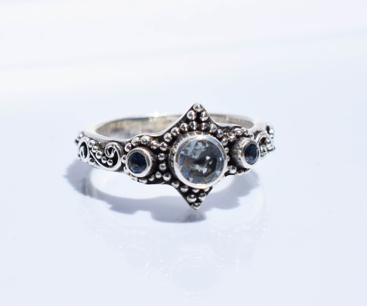 Anillo Roma Aguamarina y Zafiros