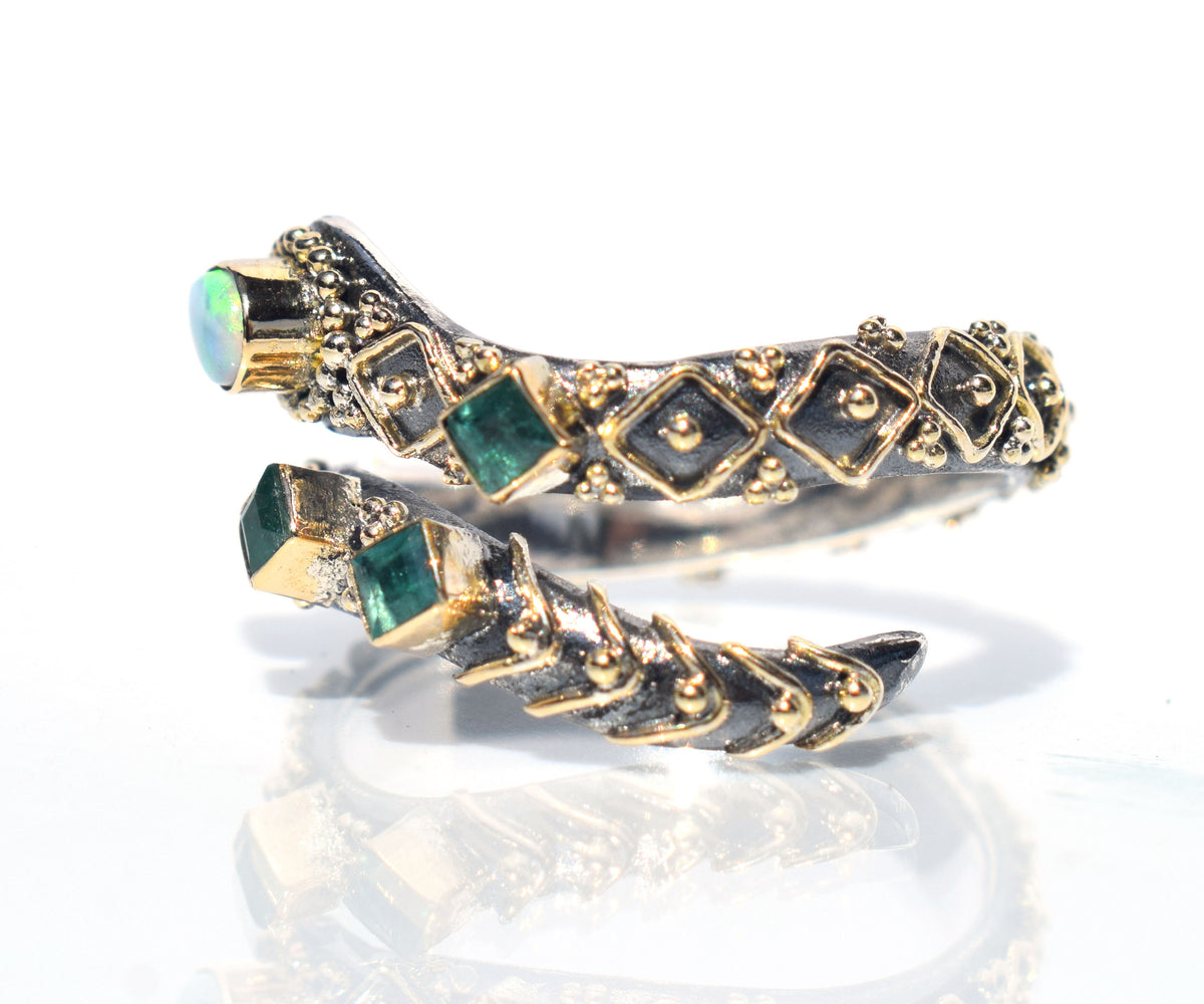 Anillo Kundalini Ópalo Esmeralda