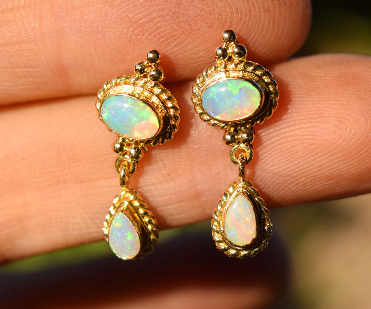 Aros Oval Drop Opalos