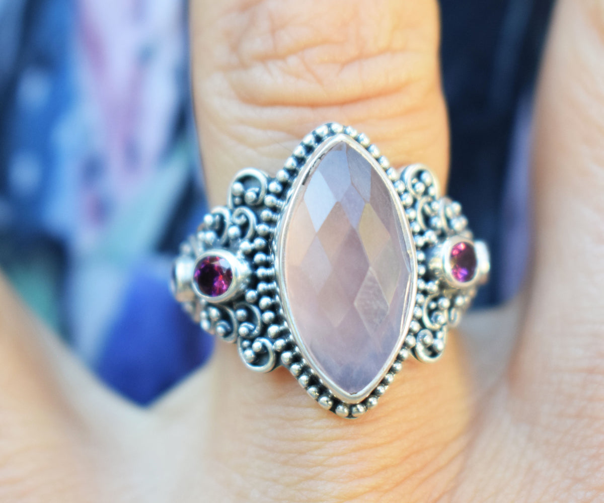 Anillo Ajna Cuarzo Rosa