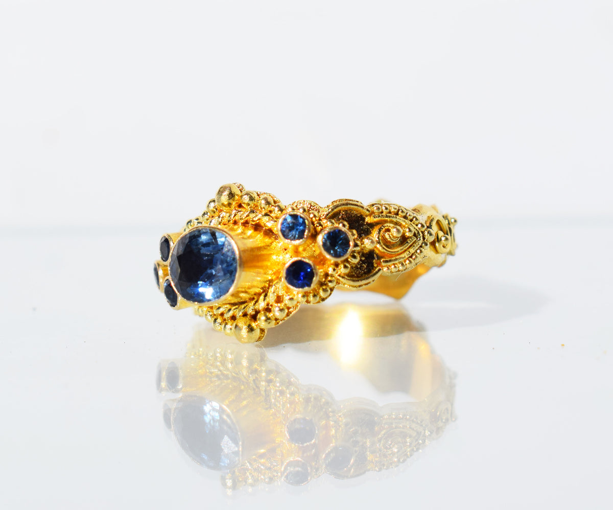 Anillo Azahara gold Zafiro