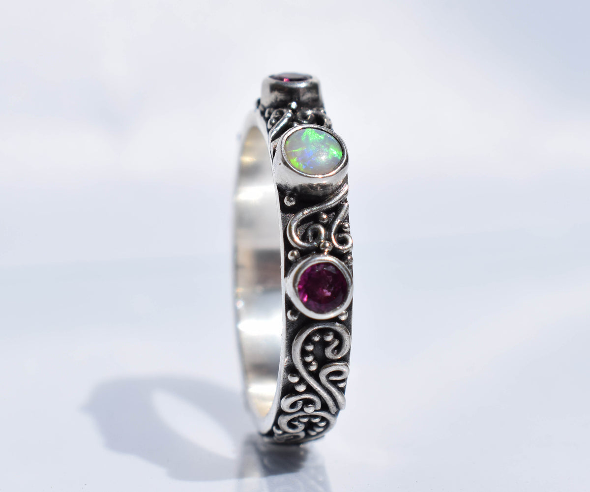 Anillo Basic Ópalo Rodolitas