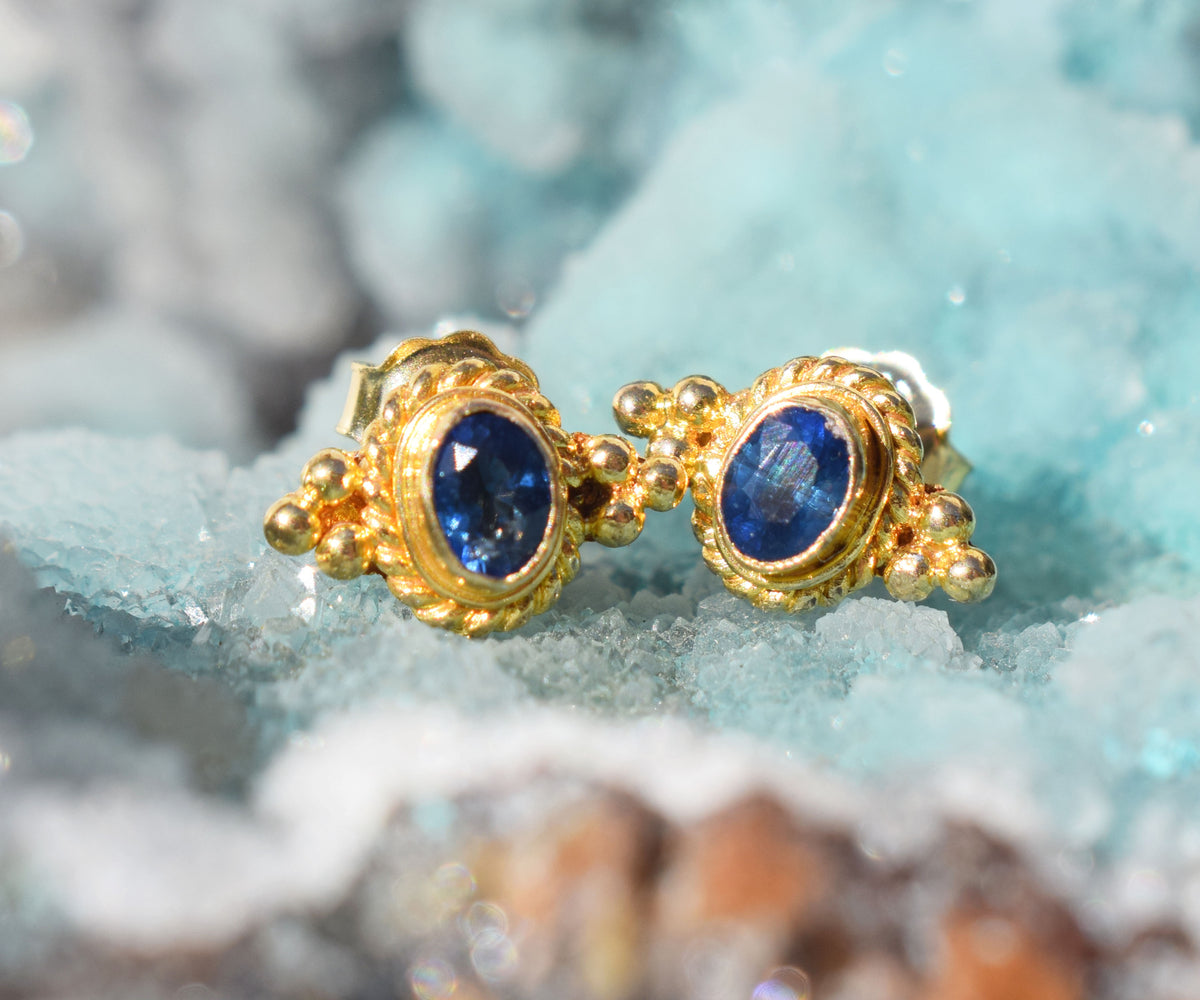 Aros Basic Studs Zafiros