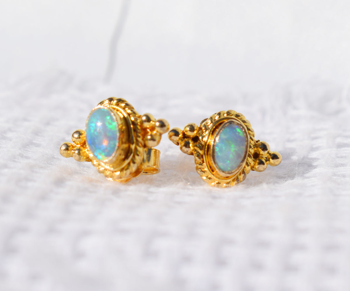 Aros Basic Studs Opalos