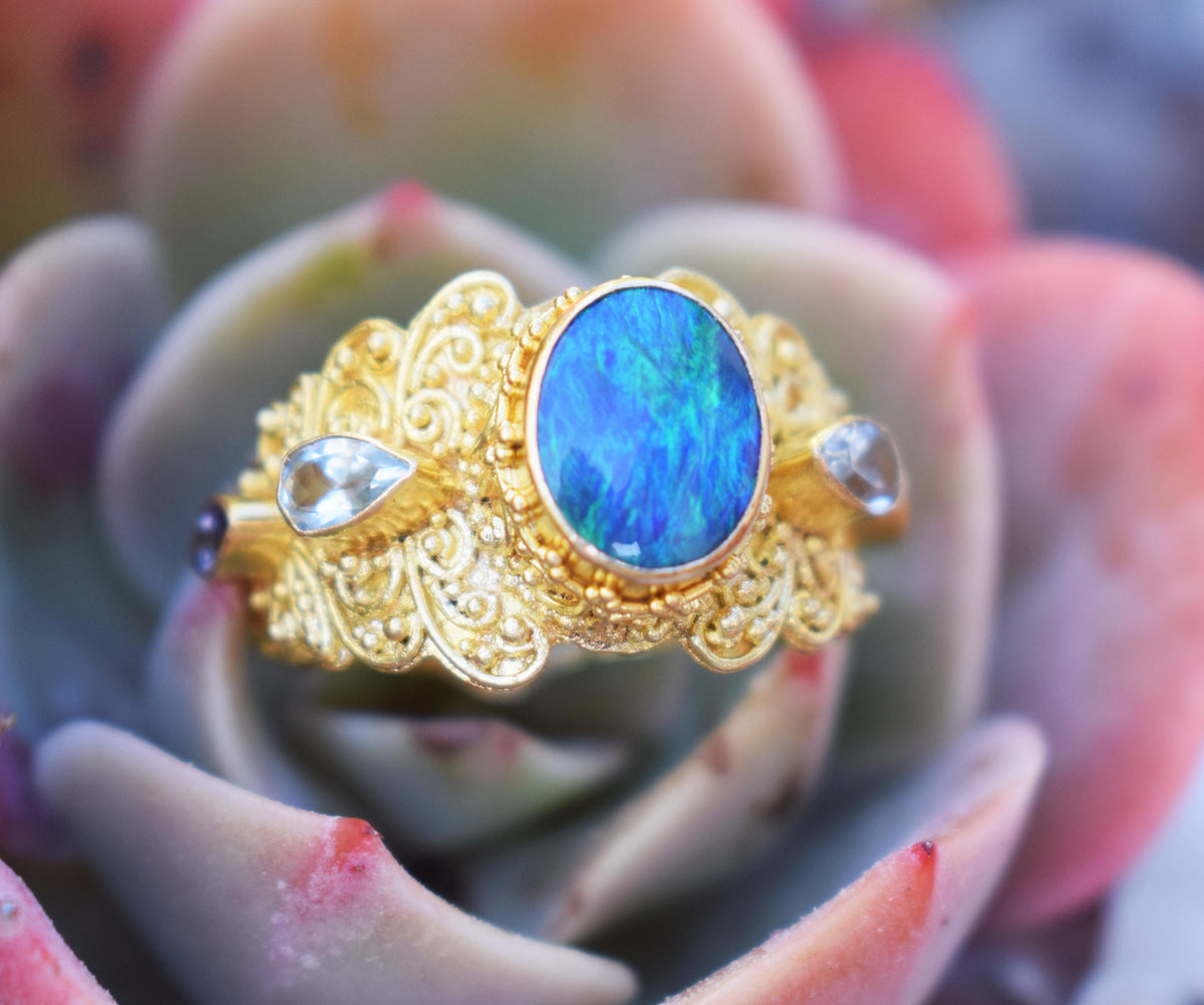 Anillo gold Antara Ópalo