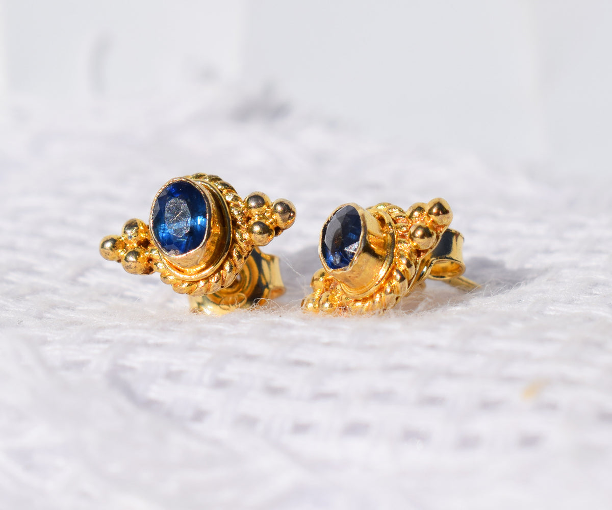 Aros Basic Studs Zafiros