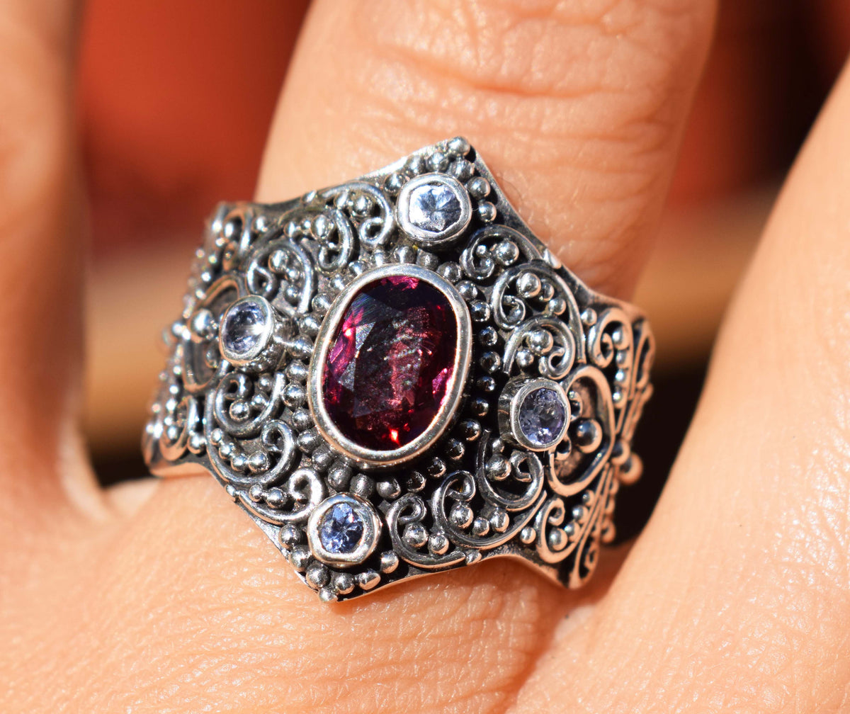 Anillo Peace Rodolita