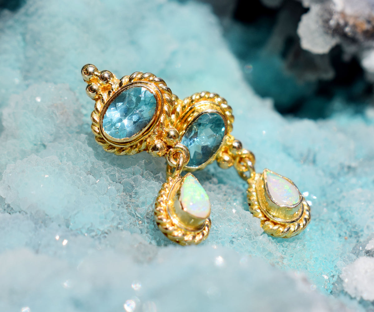 Aros Oval Drop Apatita y Opalos