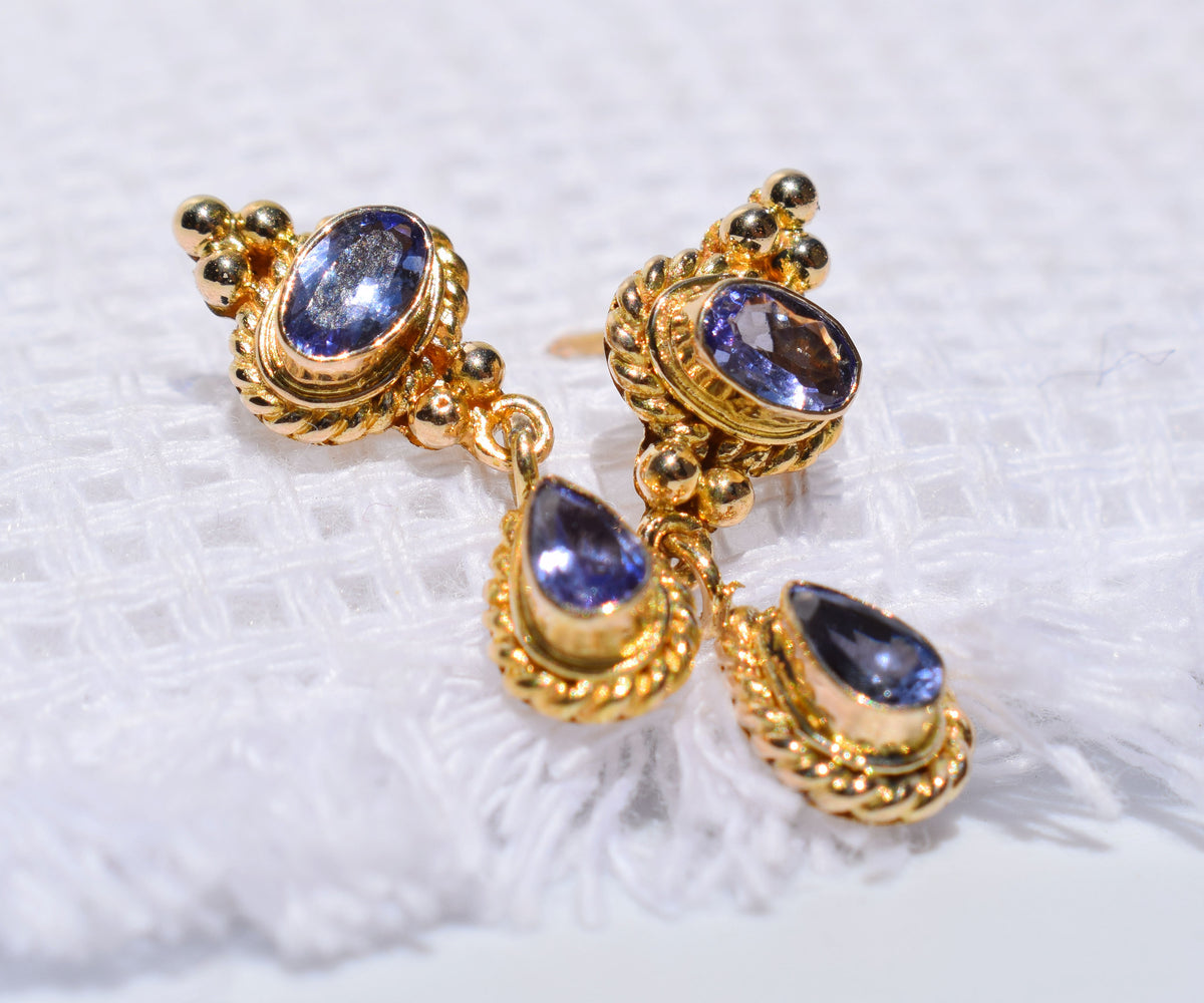 Aros Oval Drop Tanzanitas