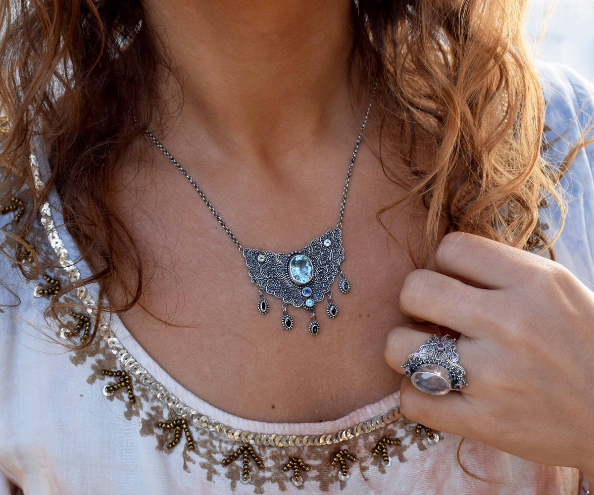 Collar Florecer Topacio