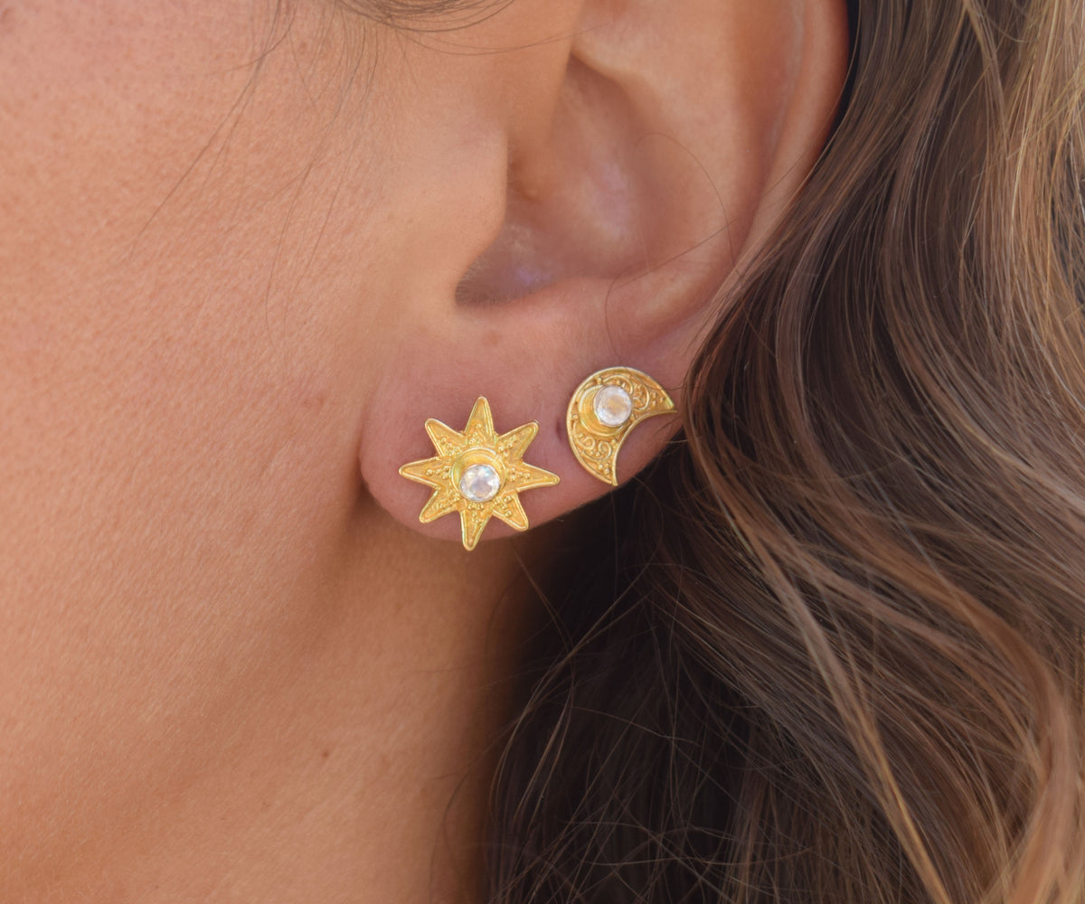Aros Moon Star Gold Piedra Luna