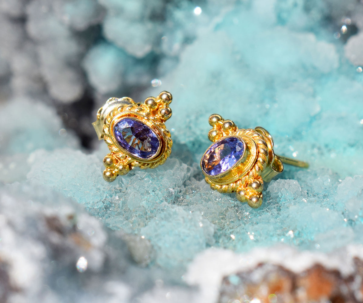 Aros Basic Studs Tanzanitas