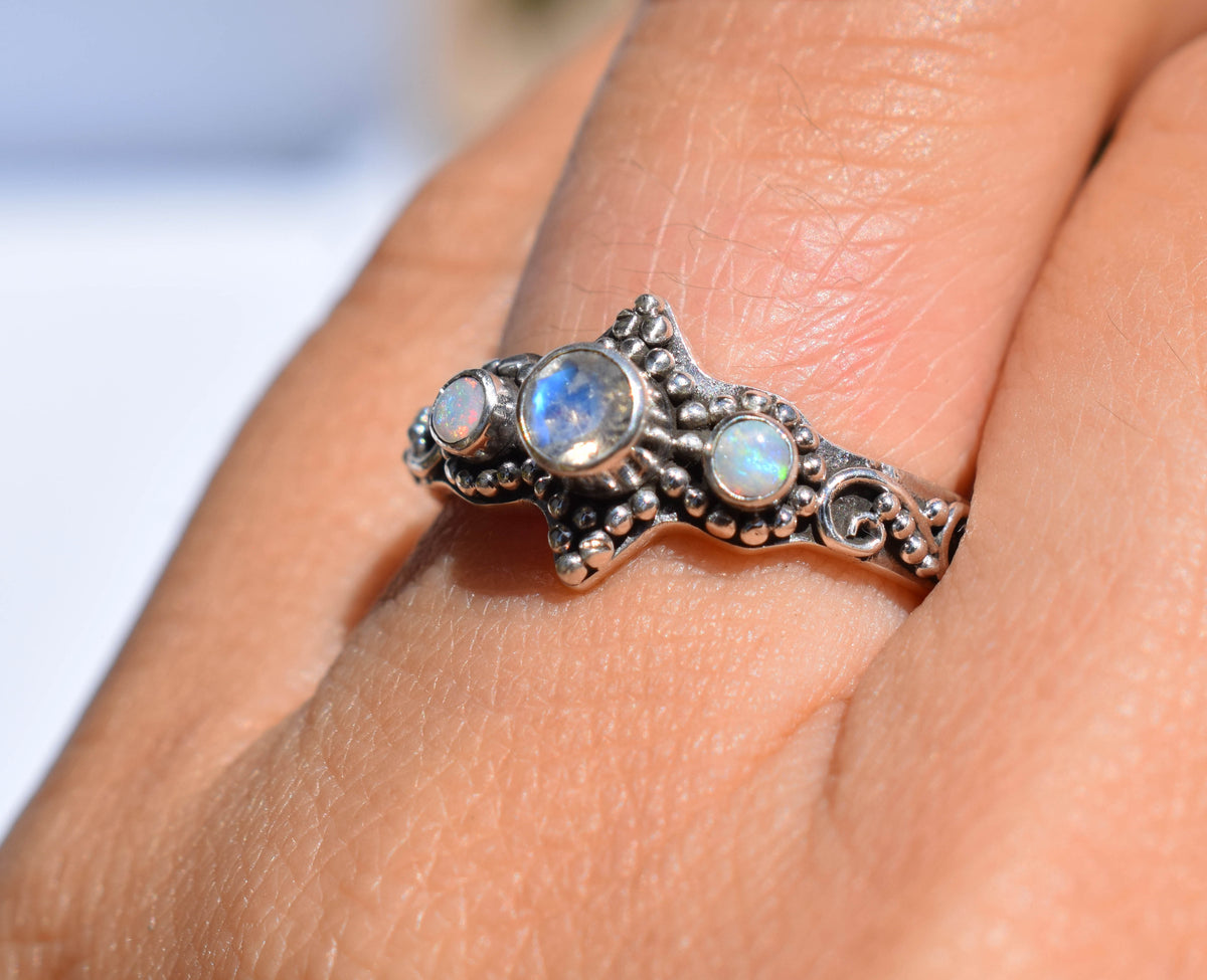 Anillo Roma Piedra Luna