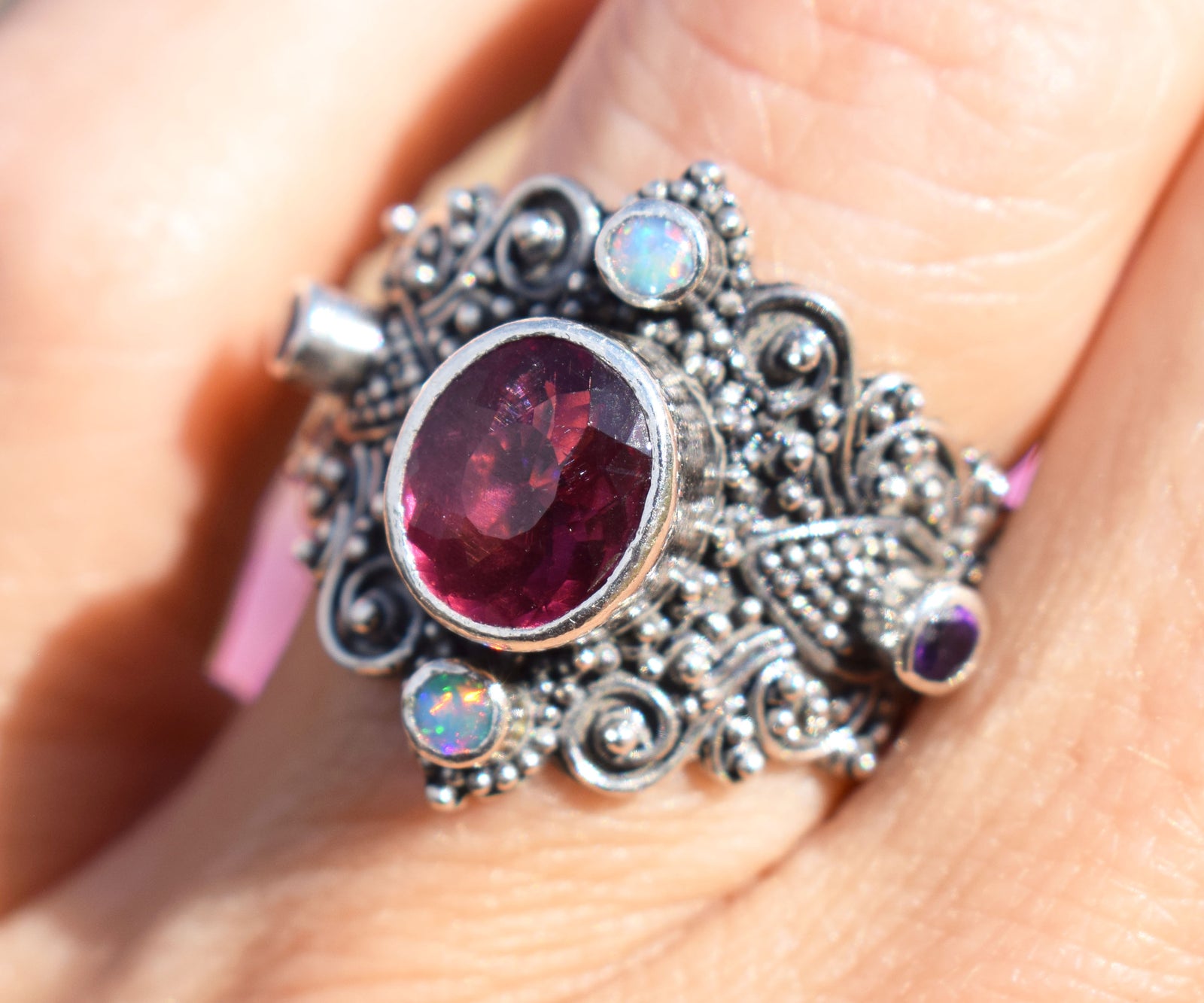 Anillo Lotus Rodolita Opalo