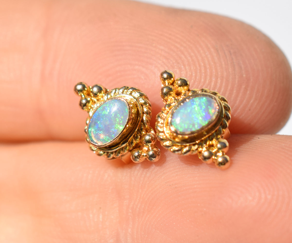 Aros Basic Studs Opalos