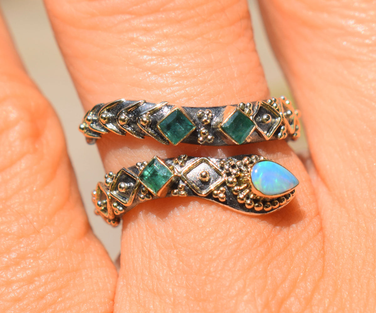 Anillo Kundalini Ópalo Esmeralda