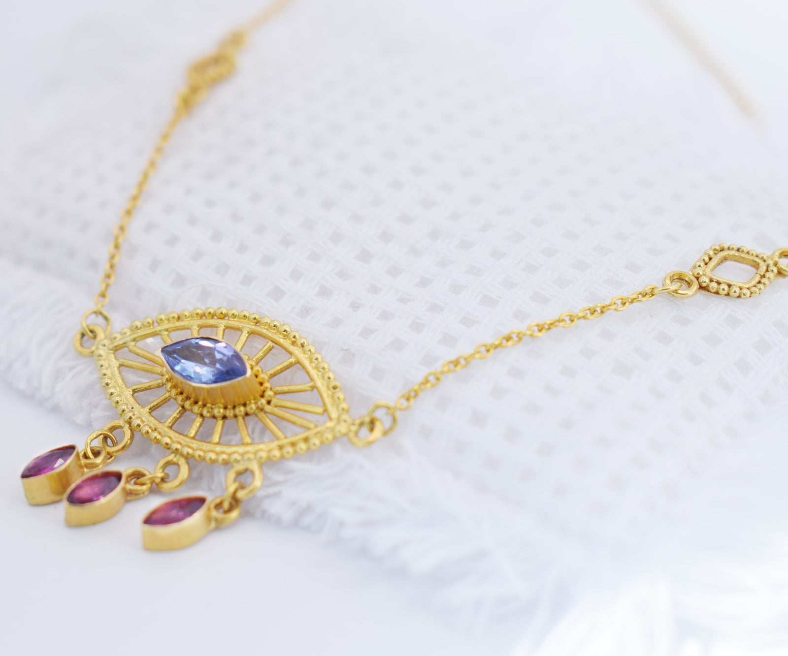 Collar Helix Tanzanita