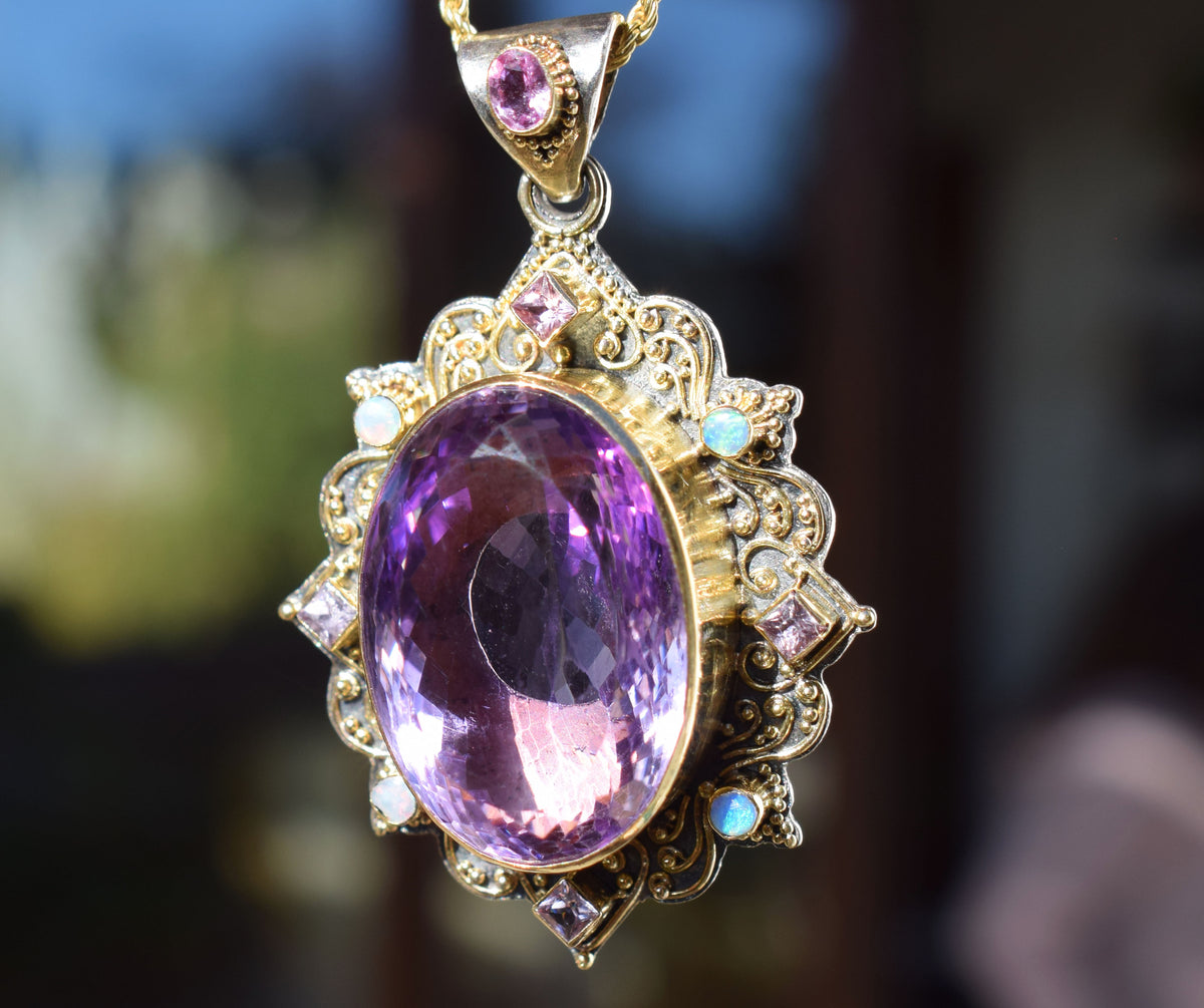 Colgante Isis Amatista