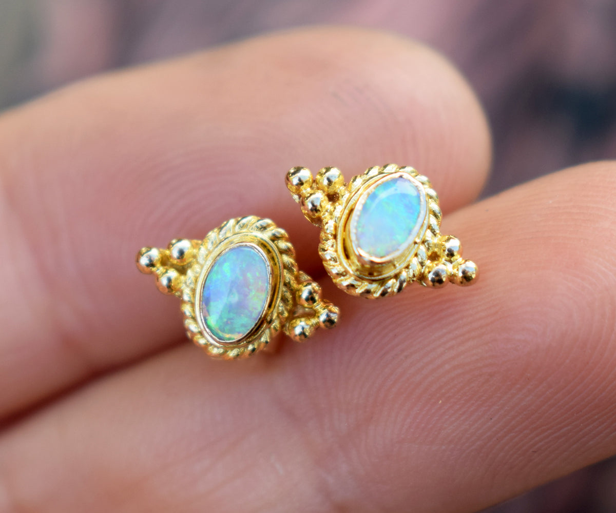 Aros Basic Studs Opalos