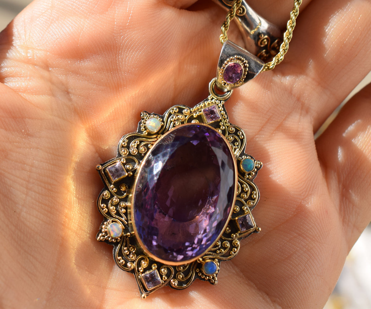 Colgante Isis Amatista