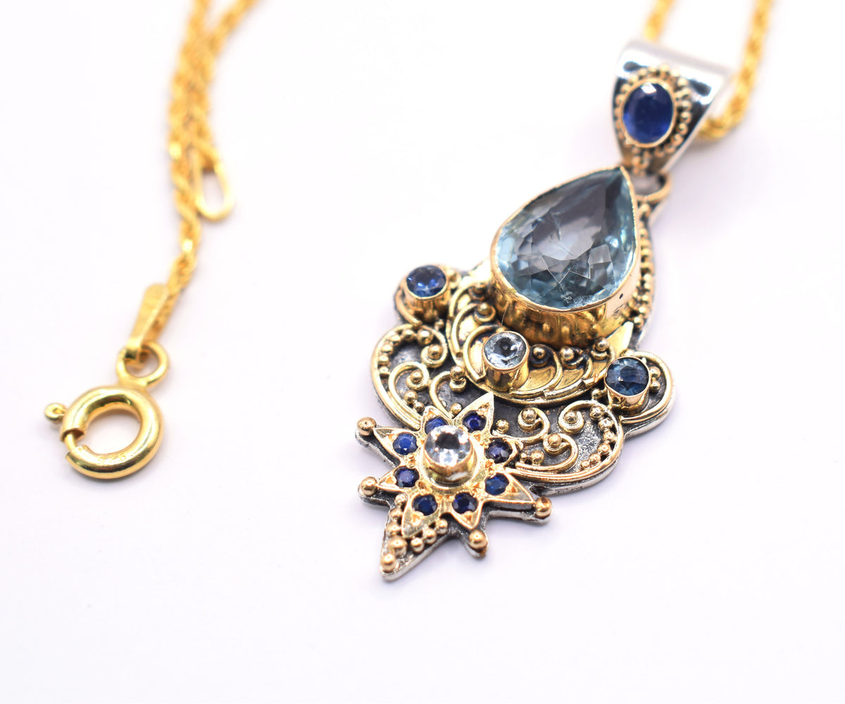 Amuleto Linaje Femenino Aguamarina