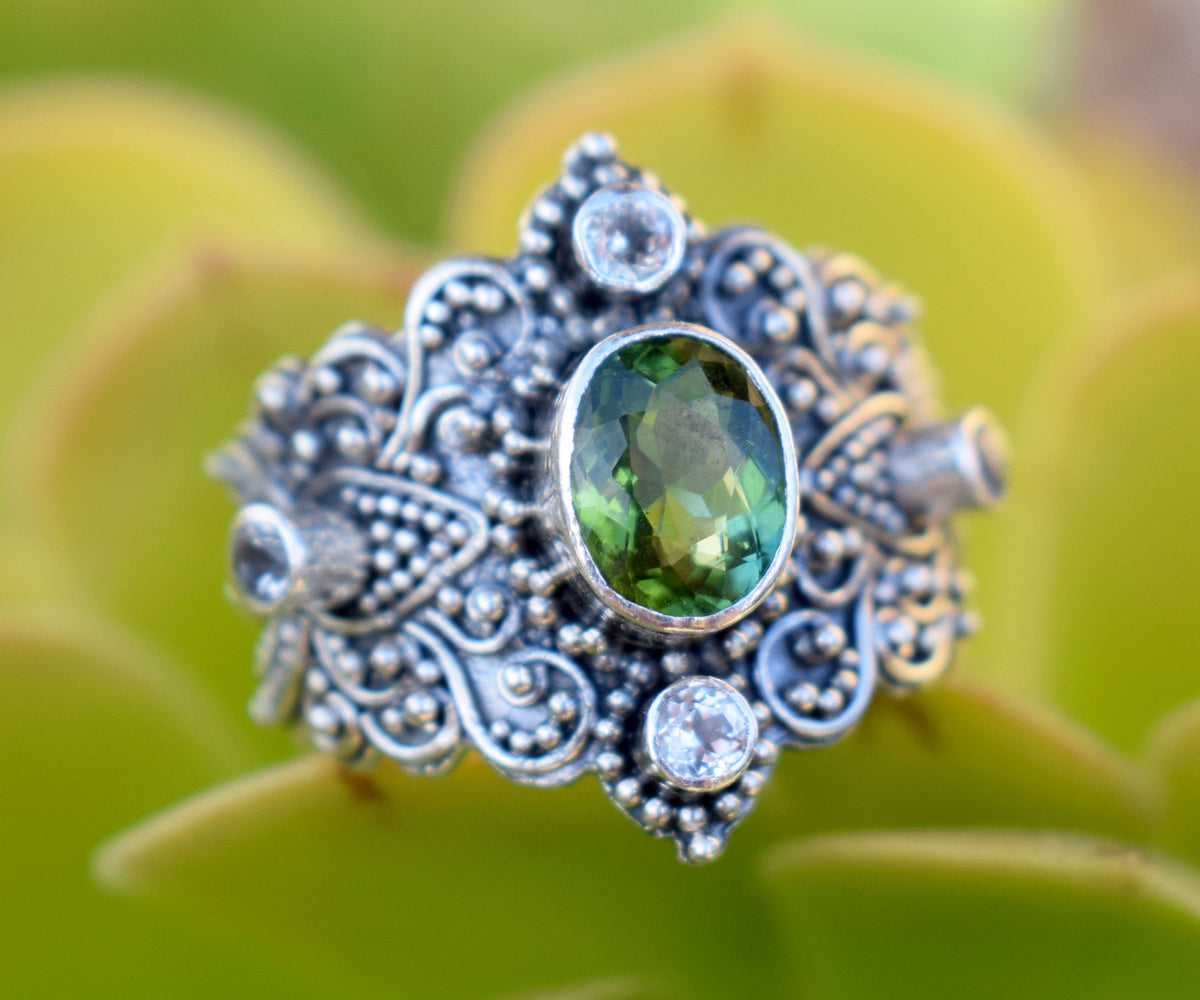 Anillo Lotus Turmalina verde