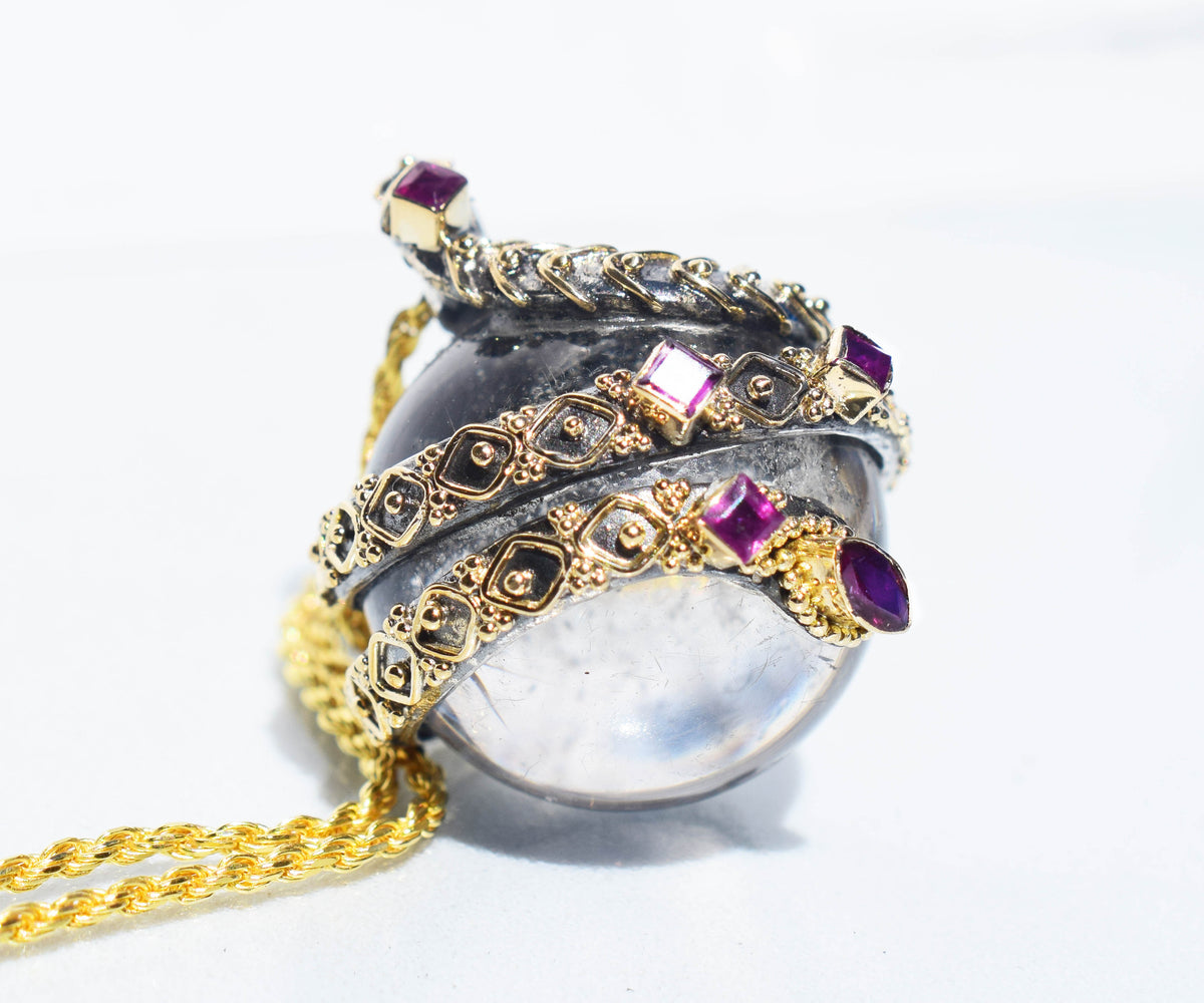 Amuleto Madre Kundalini Cuarzo Rubies