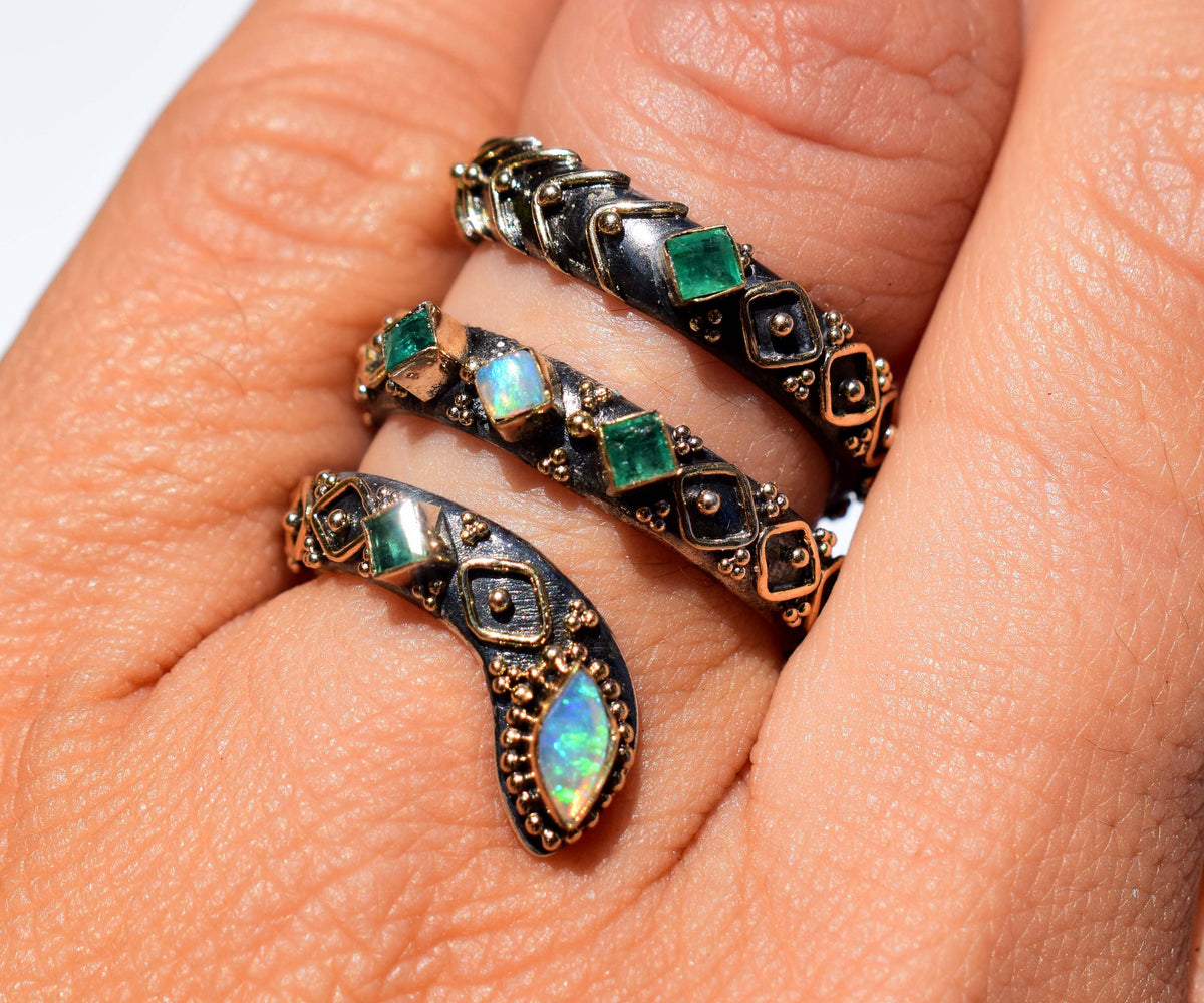 Anillo Kundalini Ópalo esmeralda