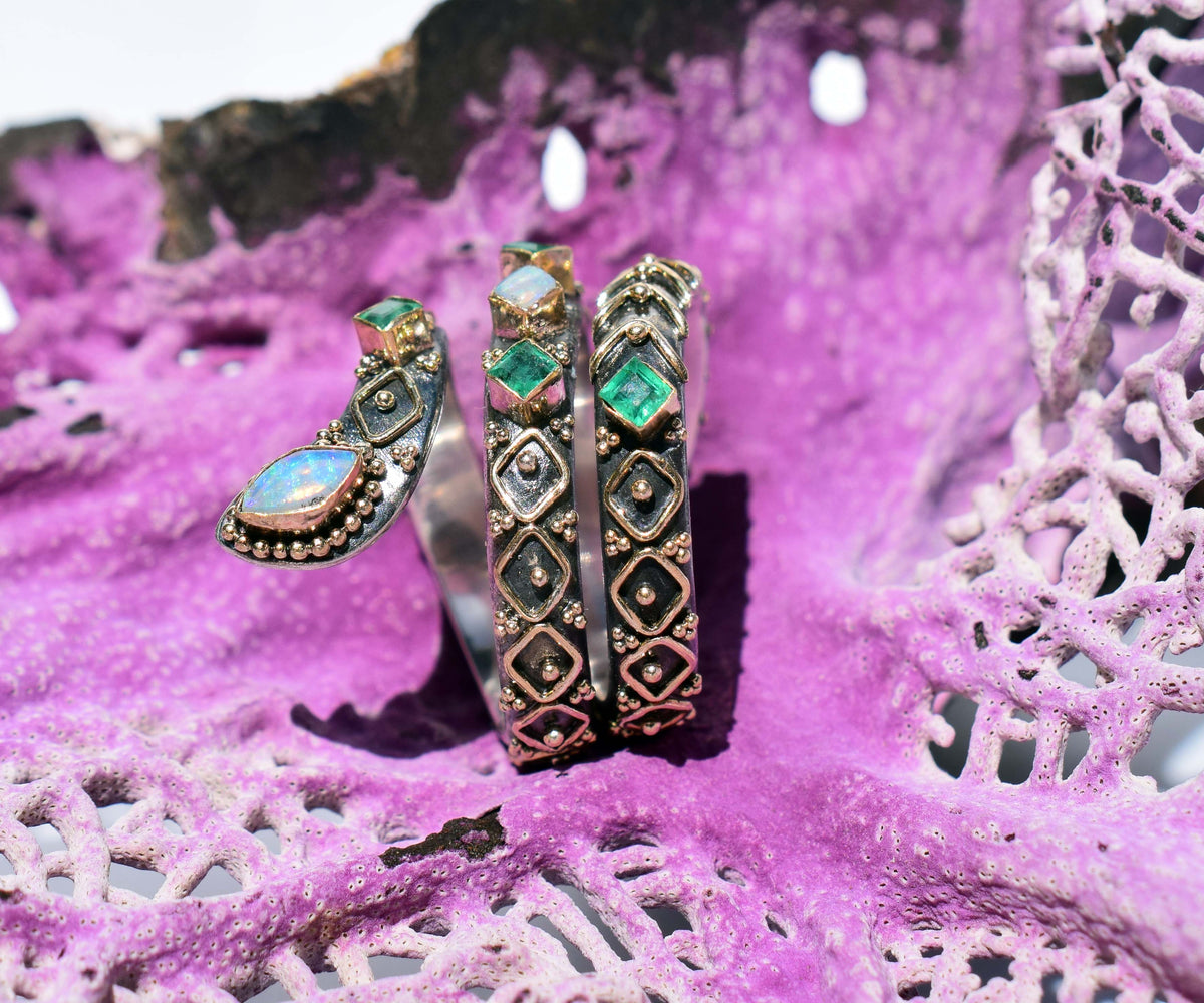 Anillo Kundalini Ópalo esmeralda